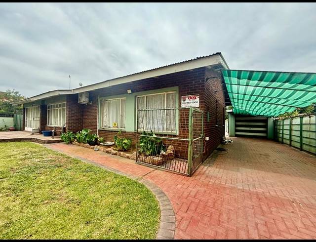 3 BEDROOM HOUSE FOR SALE IN VANDERBIJLPARK CW 5
